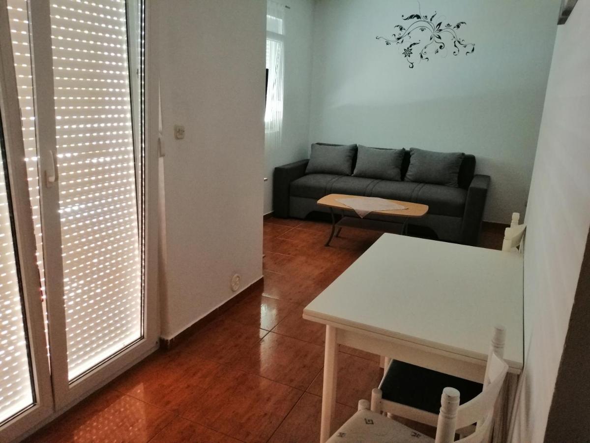 Apartments Nada فير المظهر الخارجي الصورة